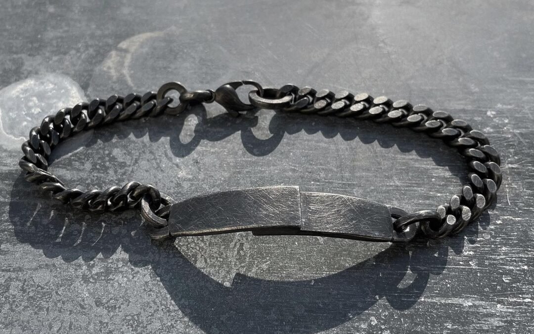 .⛓TANK TRACK bracelet – ONE OF A KIND. Available online now⛓️.#bracelet #tanktrack #chain #oneofakind #unique #uniquejewelry #jewelry #jewellery #handcrafted #handcraftedjewellery #artisanjewelry #instajewelry #silverjewelry #blacksilver #nongenderjewelry #buylesschoosewell #jewelrylover #blacklover #darkluxury #darkfashionstyle #statementjewelry #slowfashionstyle  #urbanstyle #minimal #unisex #bkrebjewelryberlin